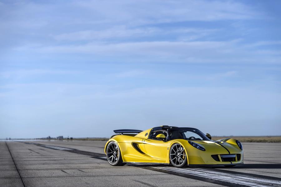  Hennessey Venom GT Spyder 2016 года  (фото 16 из 21)